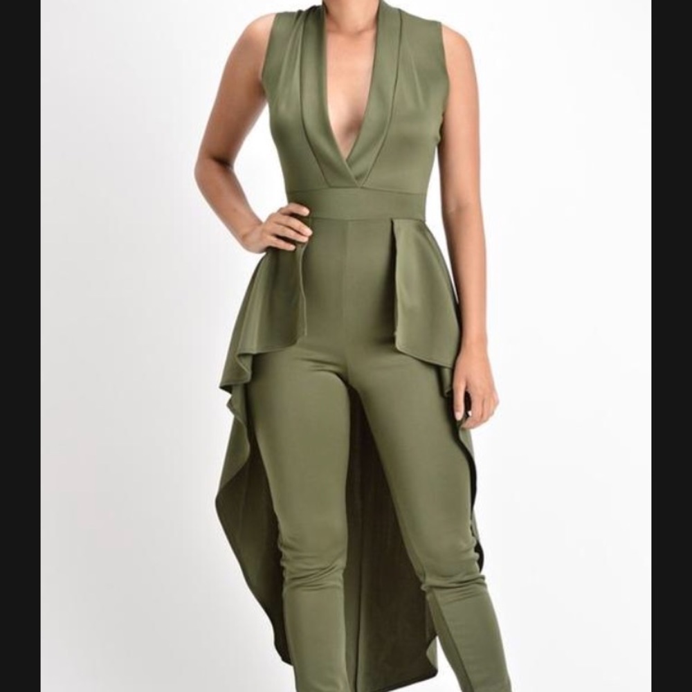 Jumpsuit - Picture 2 of 3